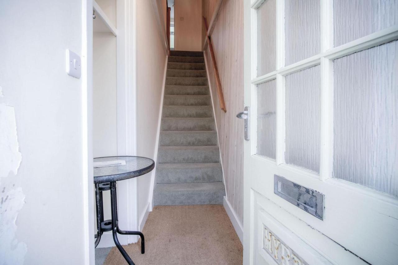 Myrtle - 1 Bedroom Apartment - Saundersfoot Exterior foto